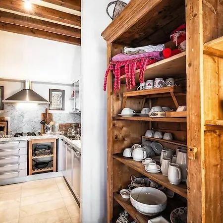 شقة Loft Overlooking The Old Town . *