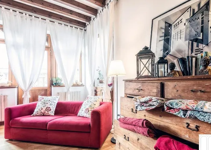 Appartement Loft Overlooking The Old Town .