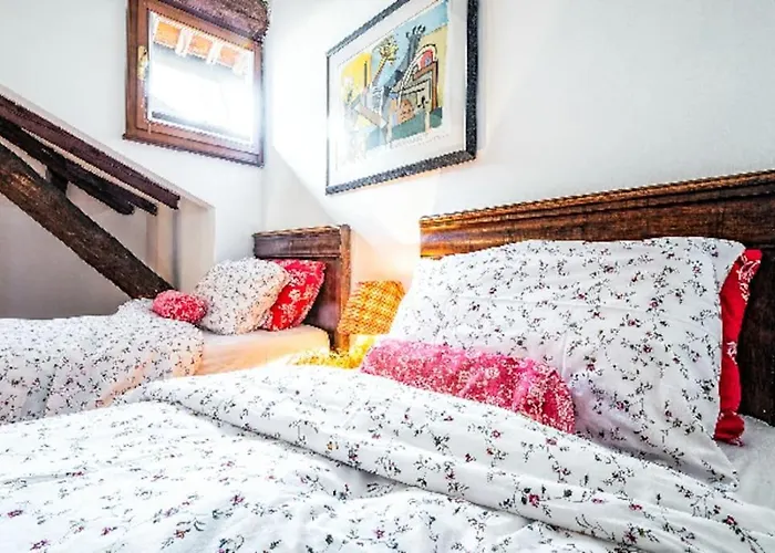 Appartement Loft Overlooking The Old Town . Feltre