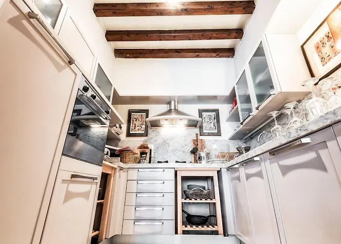 Appartement Loft Overlooking The Old Town .
